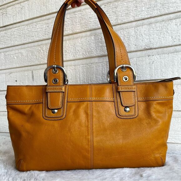 COACH Yellow Butter Fall Y2K Gallery Hampton East West Tote Shoulder Bag SoHo - Picture 3 of 12